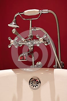 Classic bath faucet design