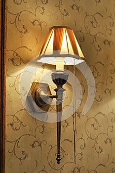 Classic bronze wall lamp