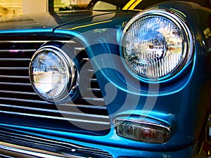 Classic car headlamp horizontal