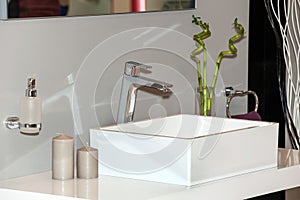 Classic ceramic bath sink with chrome faucet