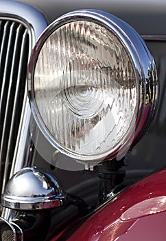 Classic car headlight