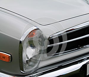 Classic sports car headlamp