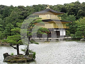 A classic temple in the middle of Kyoto - JAPAN - ASIA