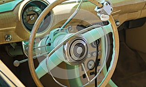 Classic Woody interior