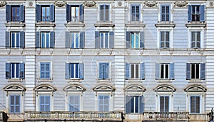 Classical apartaments windows in Rome