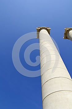 Classical column and capital