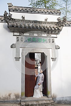 Classical door-Chinese style architecture photo
