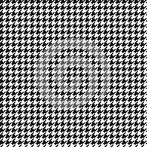 Classical Houndstooth Pattern Small