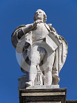 Classical statute