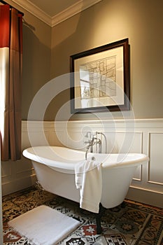 Clawfoot tub adds luxury to your bathroom