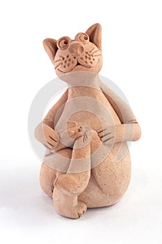 Clay cat with mouse