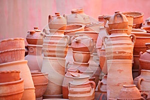 Clay pots and kitchenware