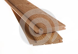 Clean cut skirting board