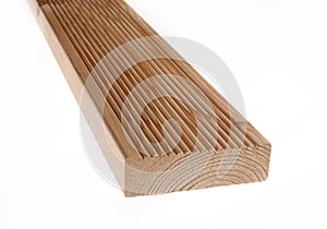 Clean cut skirting board