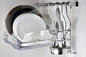 Clean dishware
