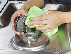 Clean Gas Stove Top and Burner Covers