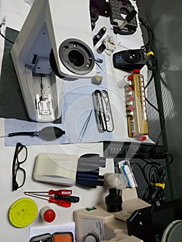 Clean microscope maintenance workshop parts