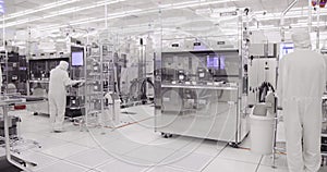 Clean room manufacturing of silicon wafers for the semiconductors industry