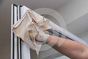 Clean windows with cleaning rags