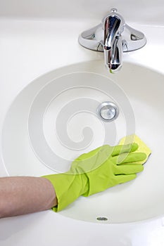 Cleaning Bathroom Sink