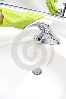 Cleaning Bathroom Sink