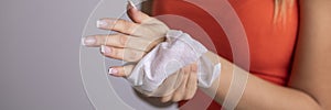 Cleaning hands with wet wipes - prevention of infectious diseases