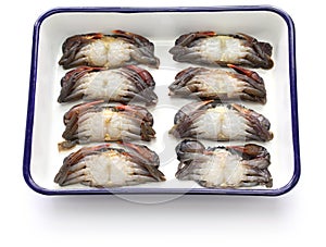 Cleaning and preparing soft shell crab