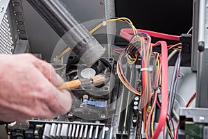 Cleaning a processor fan