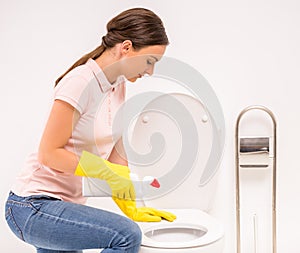 Cleaning the toilet