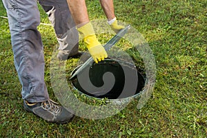 Cleaning and unblocking septic system and draining pipes