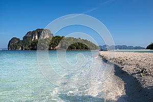 CLear blue sea, beach and islands