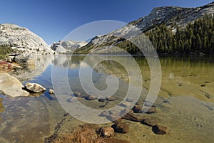 Clear water of Tenaya Lake in Yosemite