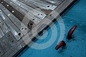 A cleat hitch on the deck of a World War II battleship