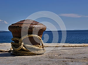 Cleat and rope at sea