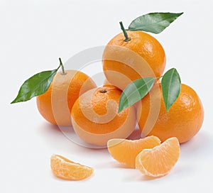 Clementines with segments