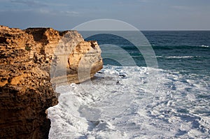 A cliff on a sunny day at the Great Ocean Road in Australia