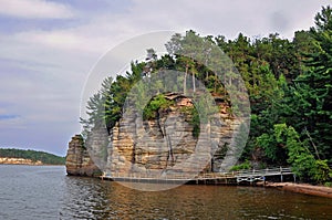 Cliff in Wisconsin Dells photo