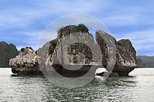 Cliffs on Ha-long bay photo