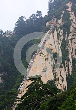 Climbing steps at Hua Shan