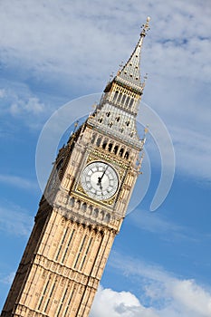 Clock Big Ben (Elizabeth tower) at 5 oâ€™clock