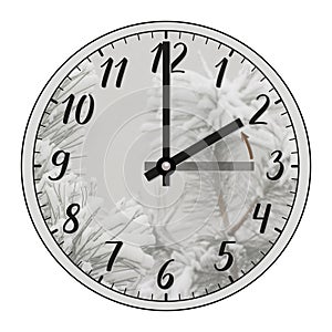 The clock shows the hand moving backward from 3 a.m. in autumn to 2 a.m. in winter.