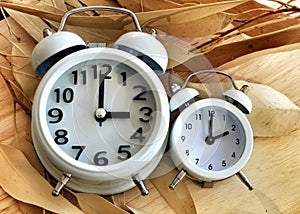 Clocks marking winter time change