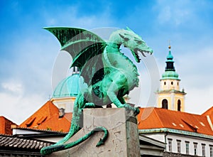 Close shot of the Dragon statue photo