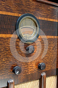 Close uo of vintage radio