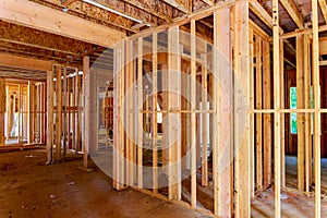 Z lúč postavený vo výstavbe drevený snop zverejniť a lúč rámec. drevo rámik dom nehnuteľnosť 