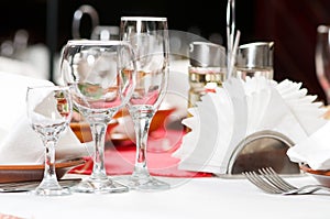 Close-up catering table set