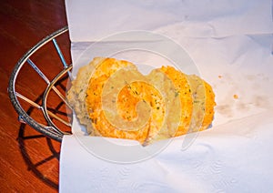 Cheddar Bay biscuit