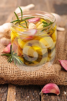 Garlic, olive oil and rosemary