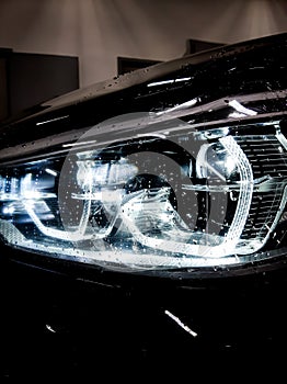 close-up photo of car headlights