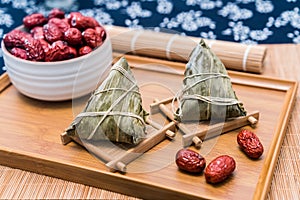 Close-up photos of zongzi and jujube on Dragon Boat Festival